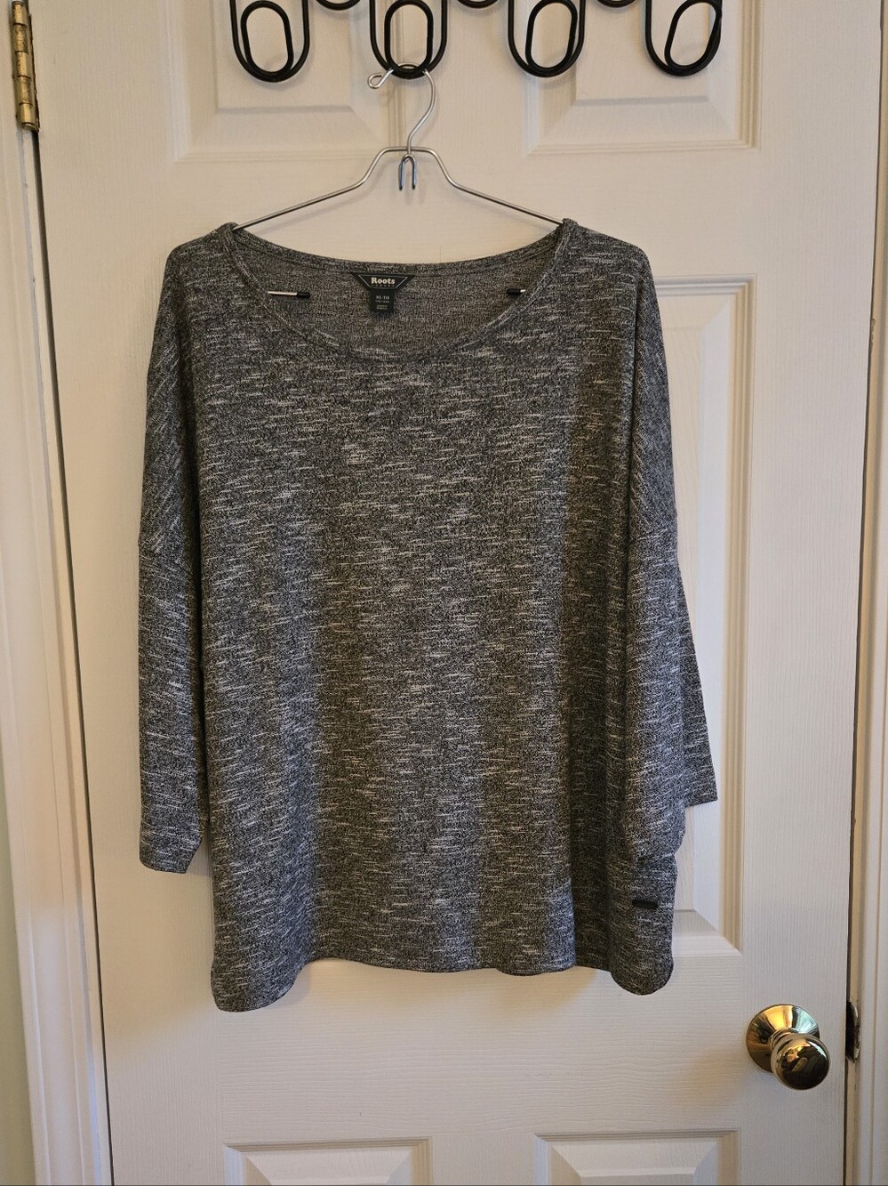 Roots Canada Womens Knit Top. XL